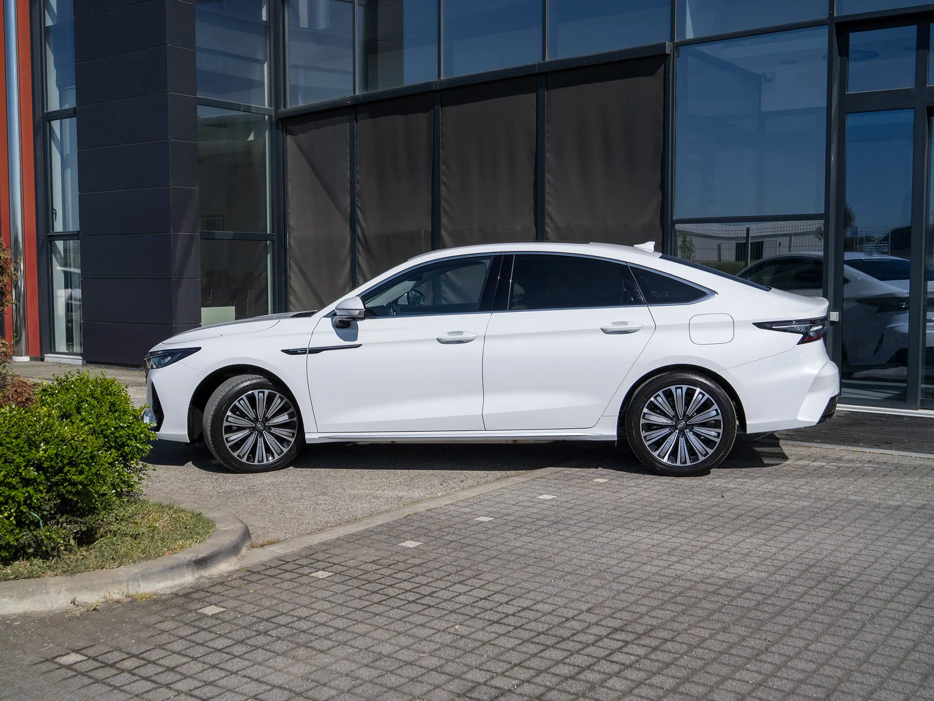Chery Arrizo 8 5