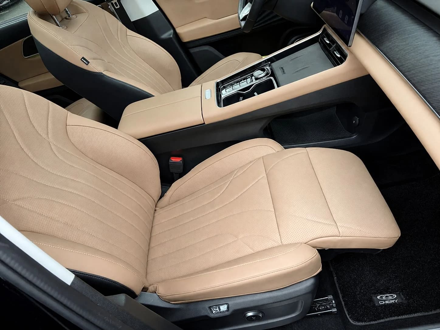 Chery Tiggo 9 PRO PHEV 16